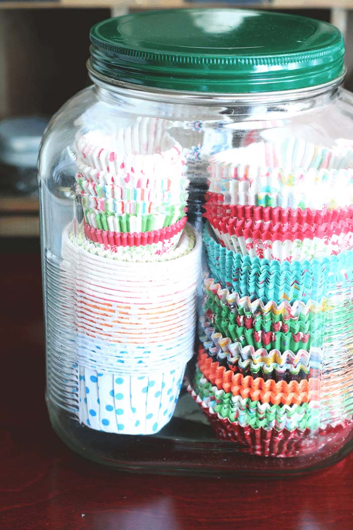 Large Glass Jar Kitchen Organizer #vintage #storageideas #decorhomeideas