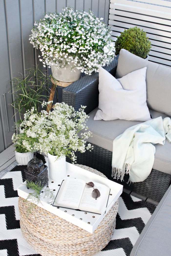 Modern Comfort #balconygarden #decorhomeideas