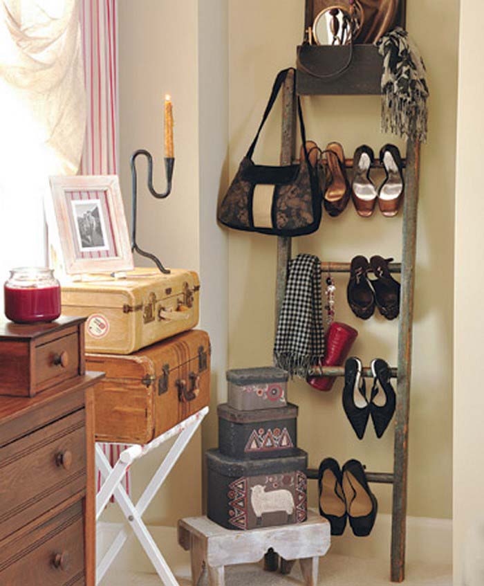 Orchard Ladder Shoe Rack #vintage #storageideas #decorhomeideas