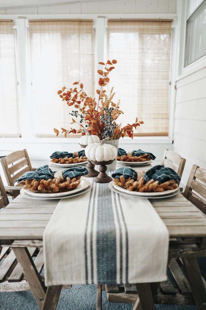 Rustic Harvest Bushel and Pumpkin Pedestal Centerpiece #fallfarmhousedecor #decorhomeideas