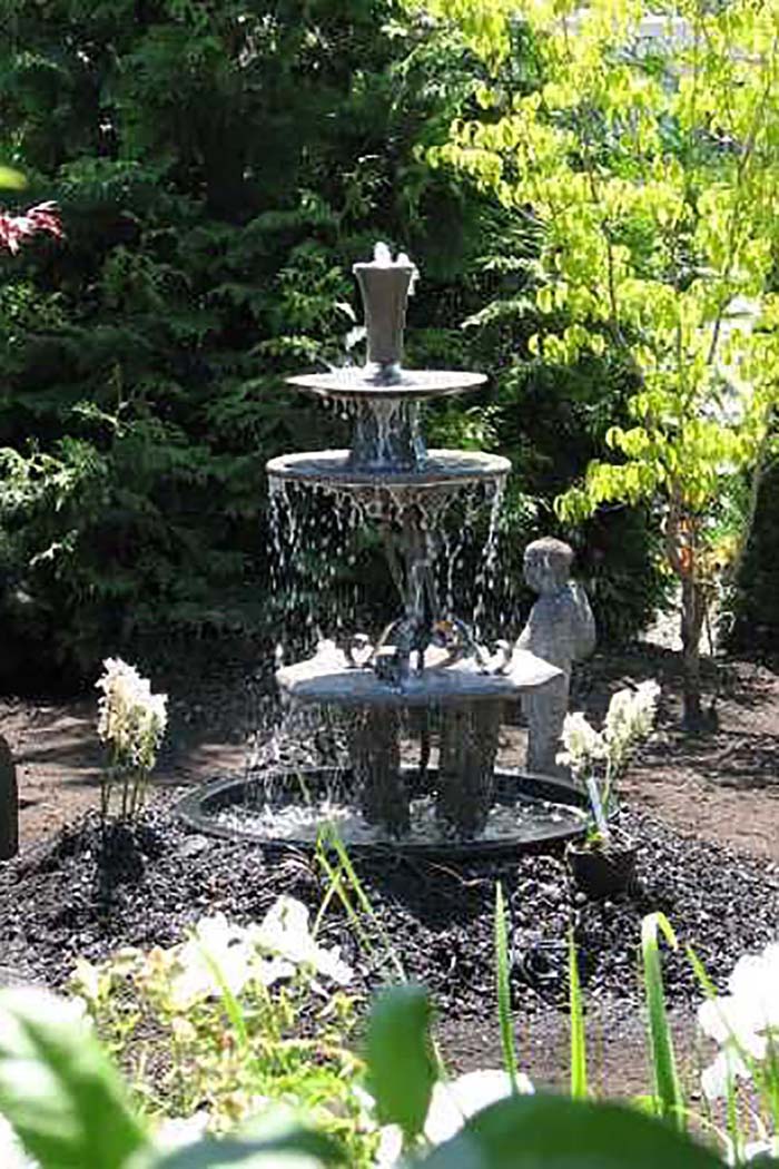 Three-Tier Fountain #diywaterfountain #decorhomeideas