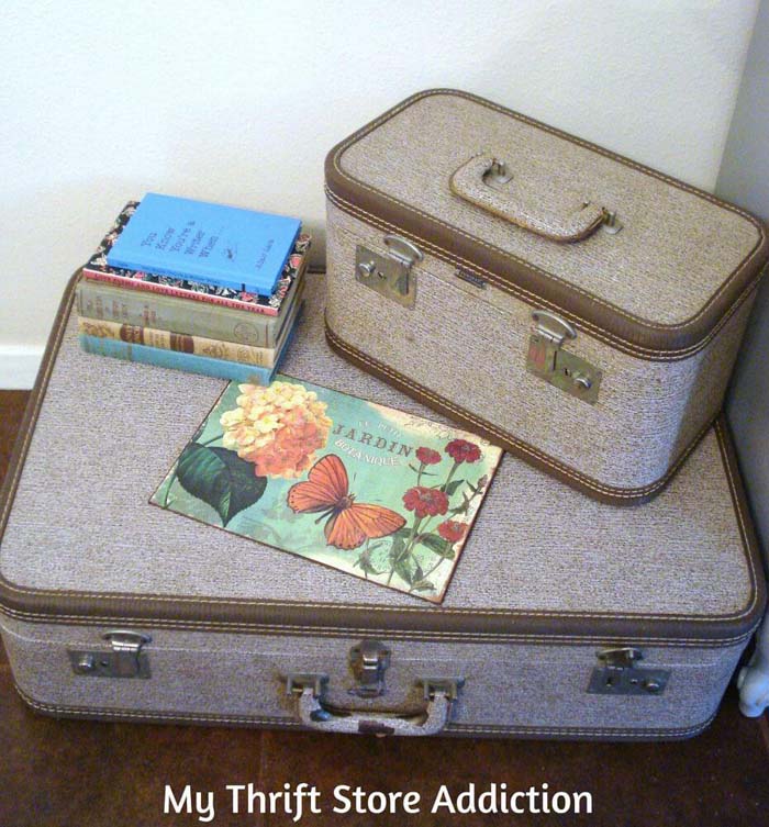 Timeless Stacked Luggage Storage Solution #vintage #storageideas #decorhomeideas