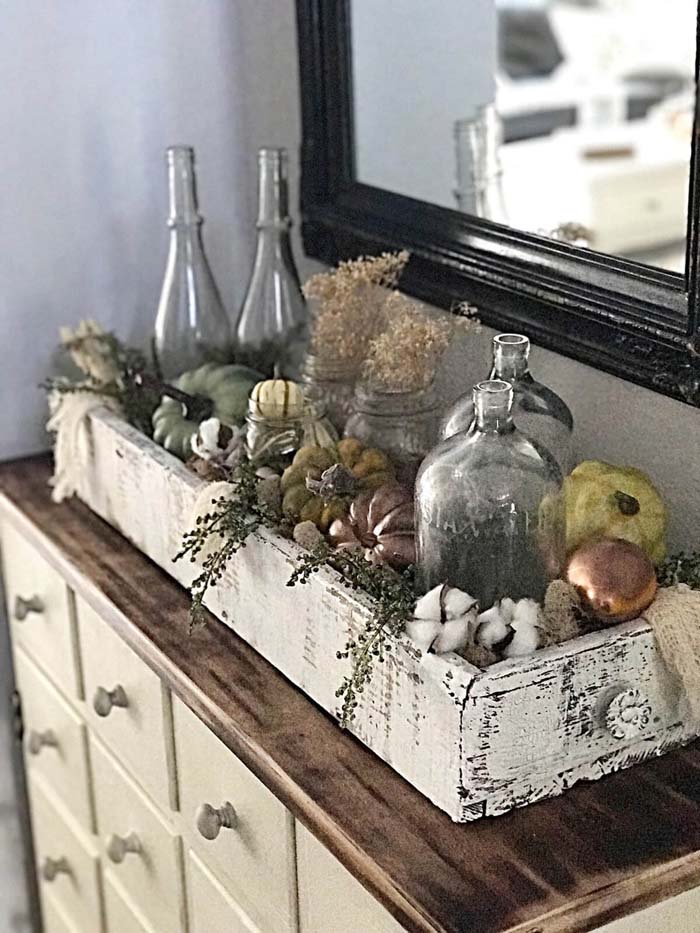 3. Autumn Arrangements in a Box #rusticfall #decorhomeideas