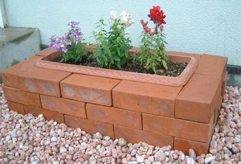 Create Raised Planters #oldbrickideas #decorhomeideas