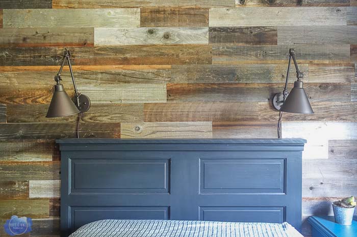 DIY Headboard from Old Wooden Door #repurpose #olddoors #decorhomeideas