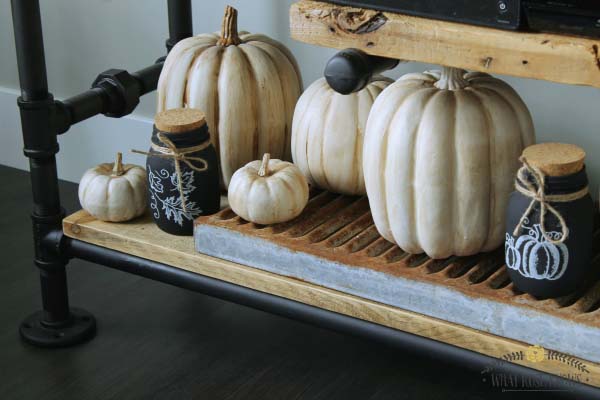 9. DIY Rustic Pumpkins #rusticfall #decorhomeideas