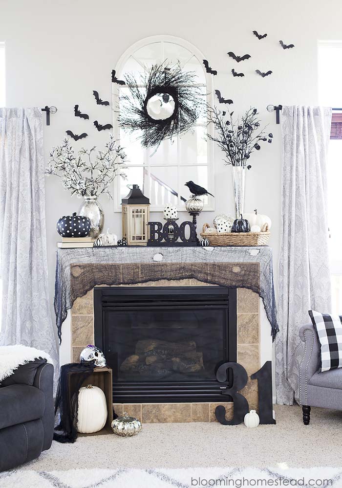 Halloween Farmhouse Mantel #farmhouse #halloween #decorhomeideas