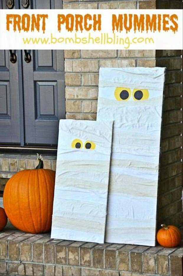 35. Please Stop and Play With Us #frontporch #halloween #decorhomeideas