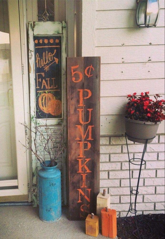 27. Pumpkin Pallet Sign #rusticfall #decorhomeideas