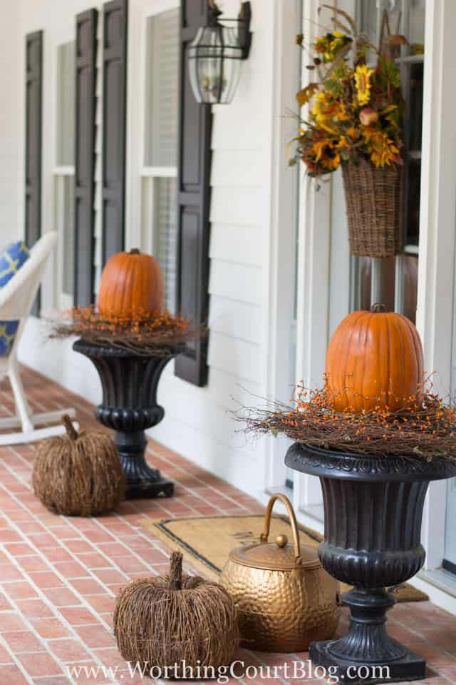 28. Pumpkin Topiary #rusticfall #decorhomeideas