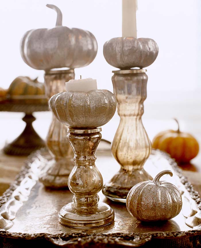 Silver Pumpkins on Platforms #farmhouse #halloween #decorhomeideas