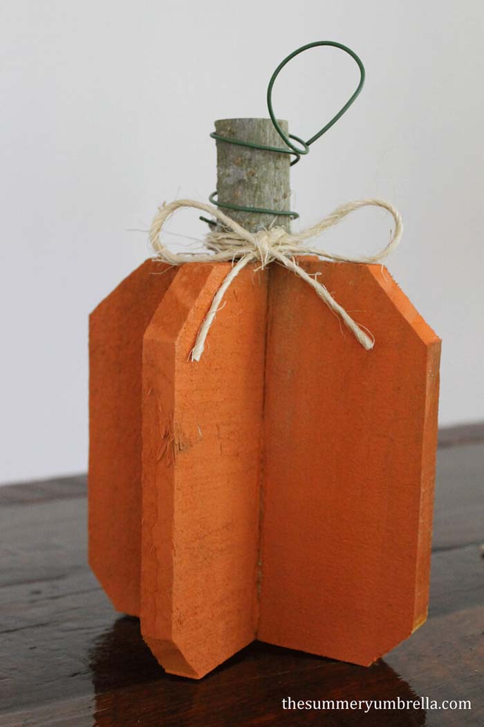 37. Stylized Reclaimed Wood Four Sided Pumpkin #rusticfall #decorhomeideas