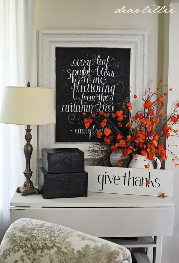 3. Black and White Mantel Decor with Studding Red Foliage Accent #thanksgiving #decor #decorhomeideas