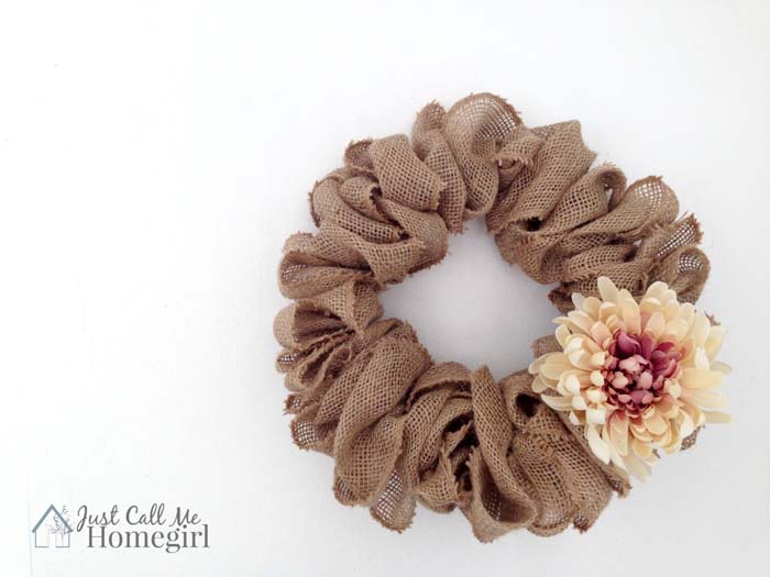 7. Burlap Wreath #dollarstore #falldecor #diy #decorhomeideas