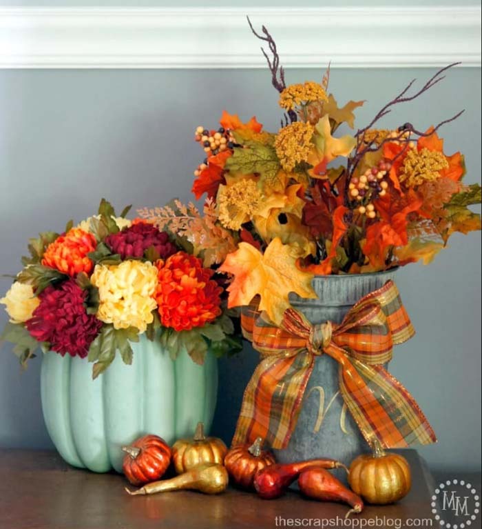 8. Colorful Farmhouse Styled Fall Vignette #fallflowers #arrangements #decorhomeideas