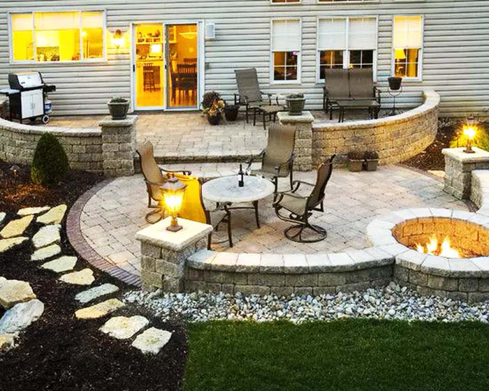 7. Cozy Patio Fire Pit with Swivel Chairs #firepit #seating #decorhomeideas