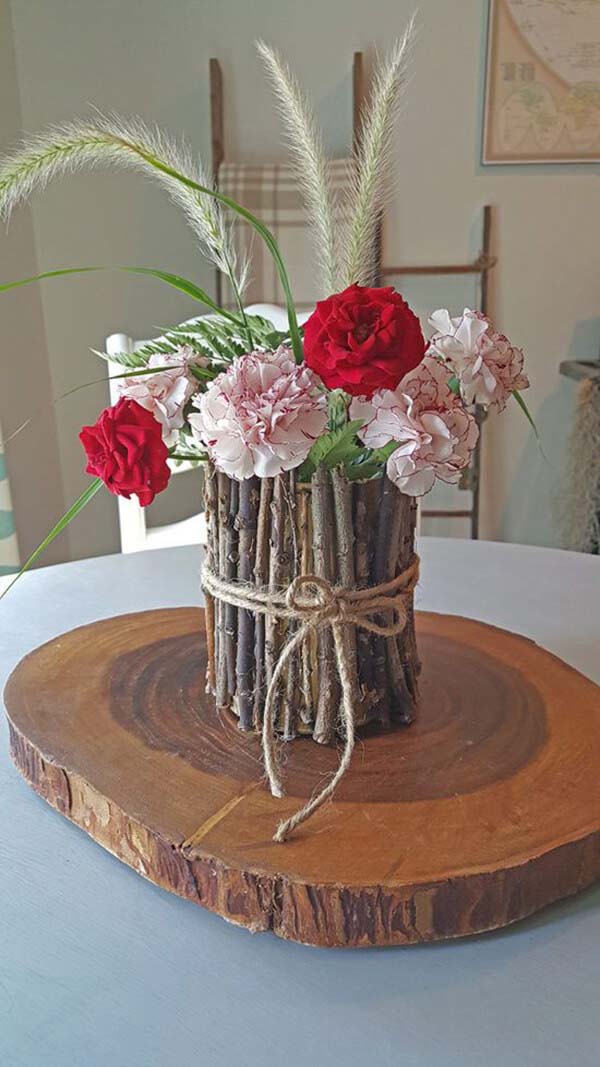 9. DIY Rustic Tied Branch Vase #fallflowers #arrangements #decorhomeideas