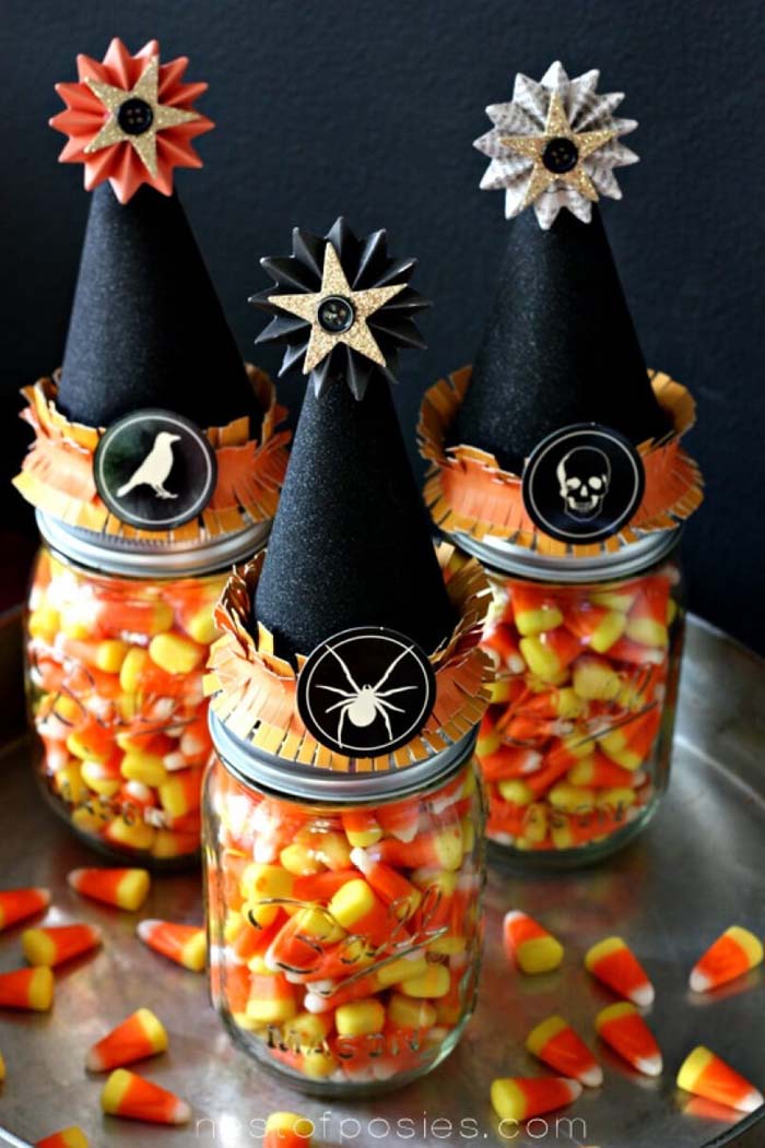 15. Fancy Witch Hat Mason Jar Halloween Craft #halloween #masonjar #crafts #decorhomeideas