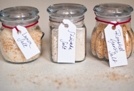 12. Flavored Salts #Christmas #gifts #decorhomeideas