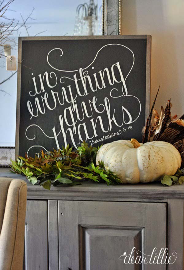 2. Framed Chalkboard DIY Thanksgiving Sign #thanksgiving #sign #decorhomeideas