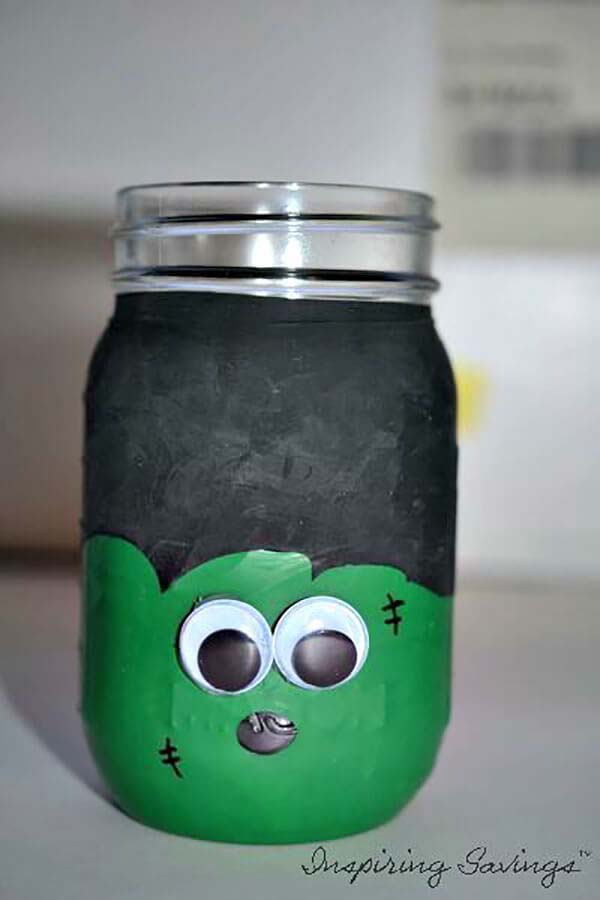17. Frightening Frankenstein DIY Mason Jar Drink Cups #halloween #masonjar #crafts #decorhomeideas