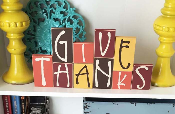 16. Give Thanks Colorful Block Art #thanksgiving #decor #decorhomeideas