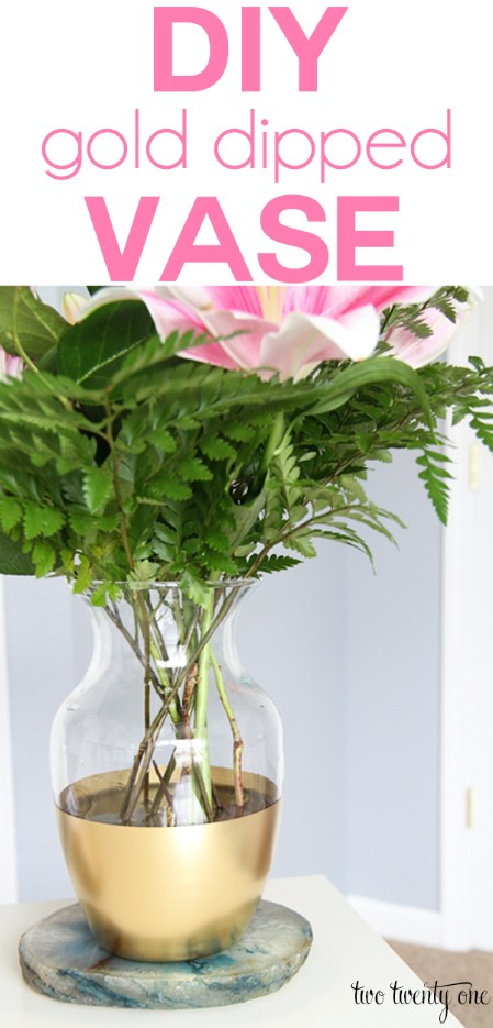 15. Gold-Dipped Vase #Christmas #gifts #decorhomeideas