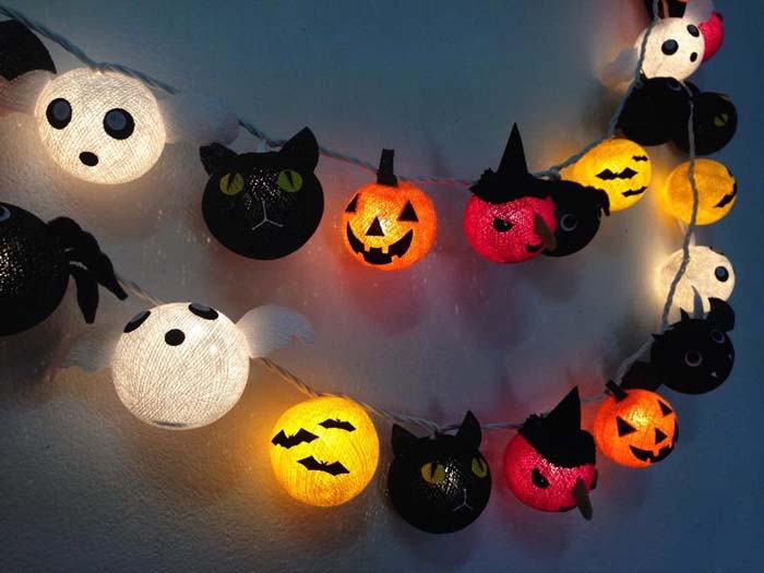 13. Halloween Themed Ornamented String Lights #halloween #decor #decorhomeideas