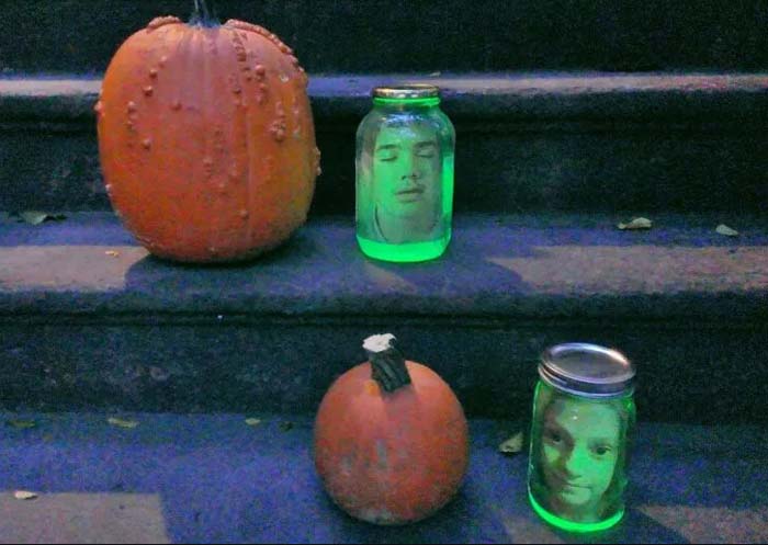 24. Head in a Jar Eerie Mason Jar #halloween #masonjar #crafts #decorhomeideas