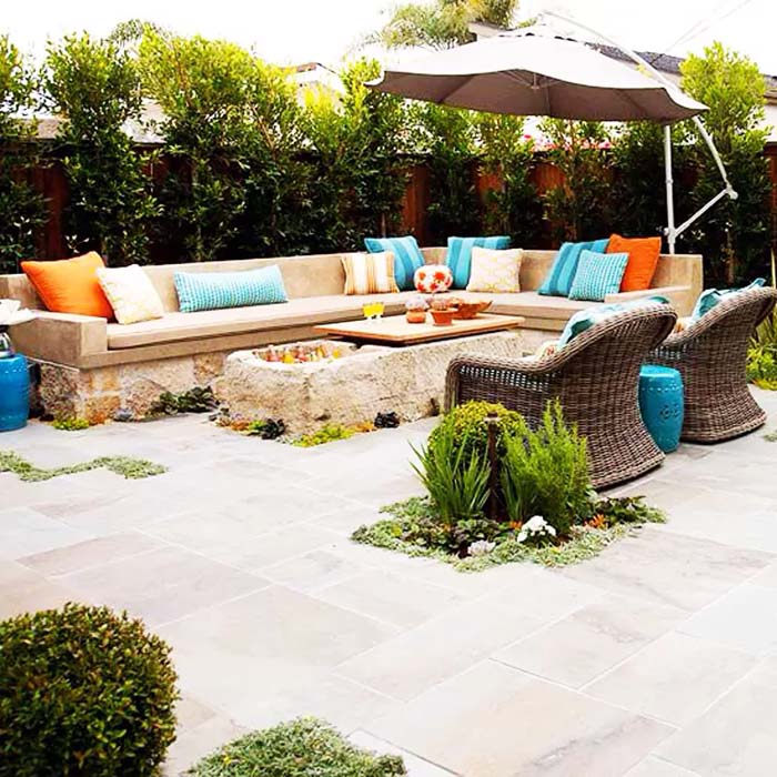 12. L-Shaped Stone Sofa and a Rectangular Fire Pit #firepit #seating #decorhomeideas