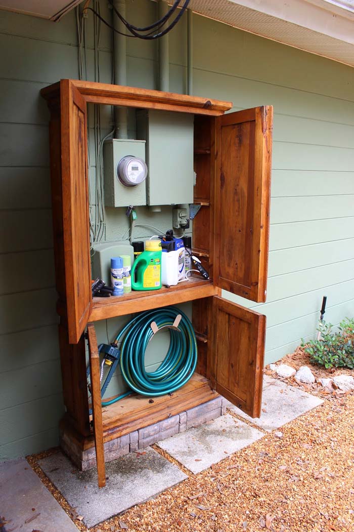Outdoor Armoire for Wires #cheap #landscaping #decorhomeideas
