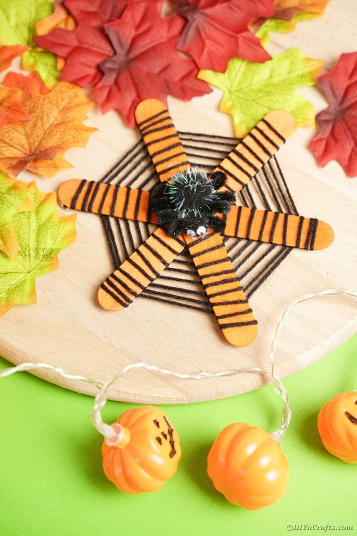 37. Popsicle Stick Spider Web Halloween Decoration #halloween #crafts #kids #decorhomeideas
