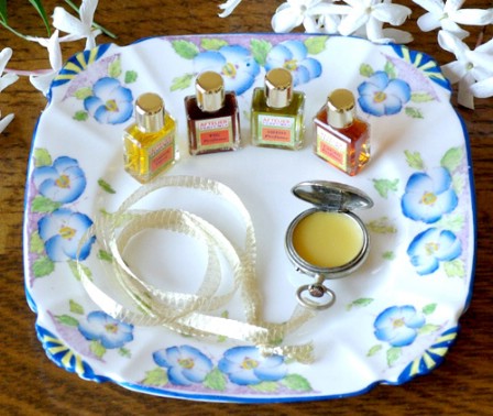 Solid Perfume #Christmas #gifts #decorhomeideas