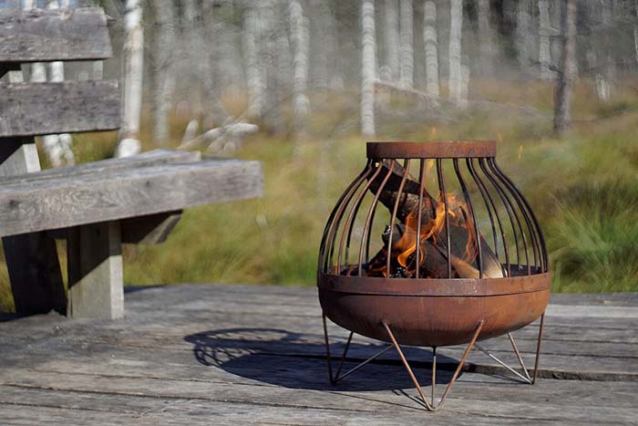 22. Solid Steel Sanded Fire Pit #metalfirepit #decorhomeideas