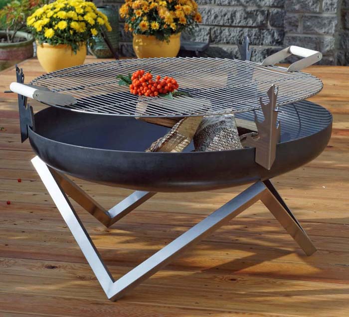 26. Striking Yanartas Fire Pit and Grill #metalfirepit #decorhomeideas