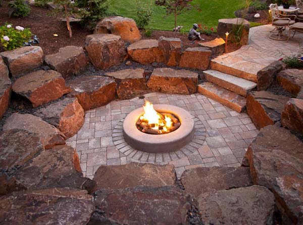 29. Sunken Fire Pit with Boulder Seating #sunken #firepit #decorhomeideas