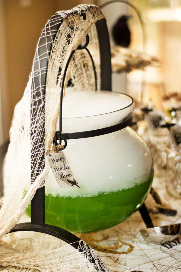 40. The Powerful Drink #halloween #party #decor #decorhomeideas