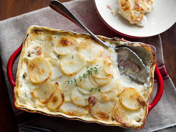 Bacon Potatoes Au Gratin #christmas #dinner #decorhomeideas