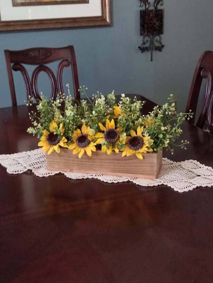 Blooming Yellow Sunflower Kitchen Centerpiece #sunflower #decor #decorhomeideas