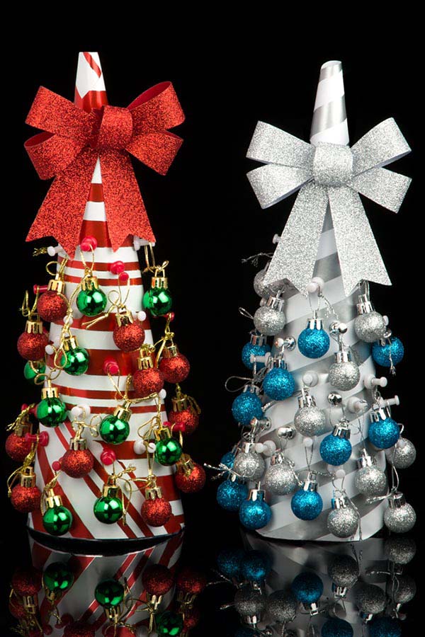 Christmas Wrapping Paper Tree #diy #christmastree #decorhomeideas