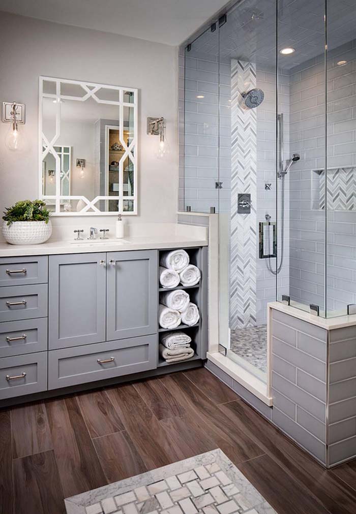 Clean and Bright Gray and White Bathroom #masterbathroom #design #decorhomeideas