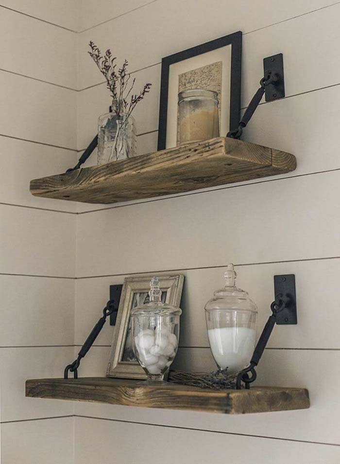 Country Stables-Style Decorative Shelves #rusticdecor #shiplap #decorhomeideas