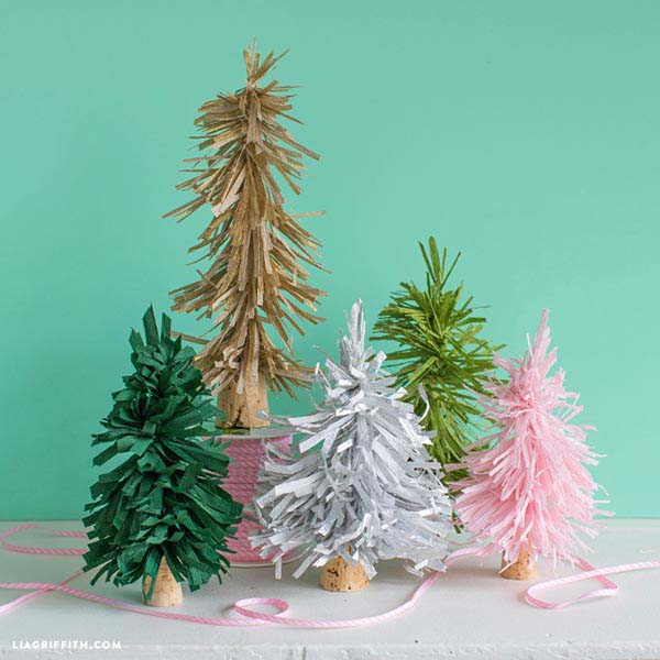 Crepe Paper Trees #diy #christmastree #decorhomeideas