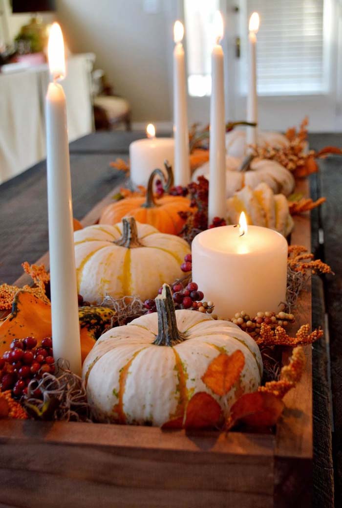 Dark Wooden Boat Fall Tablescape #thanksgiving #centerpieces #decorhomeideas