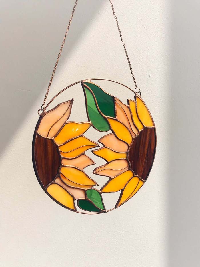 Delicate Stained Glass Sunflower Suncatcher #sunflower #decor #decorhomeideas