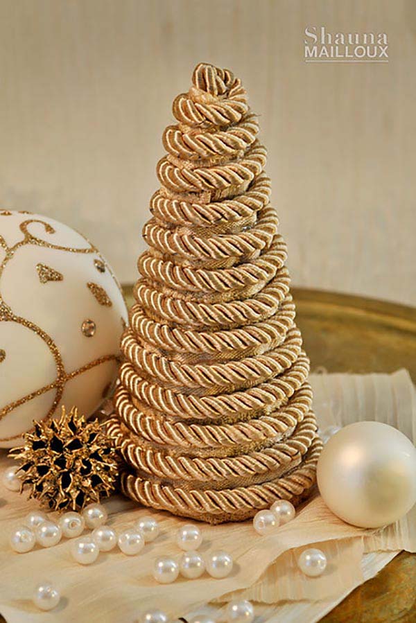 Gold Cord Tree #diy #christmastree #decorhomeideas