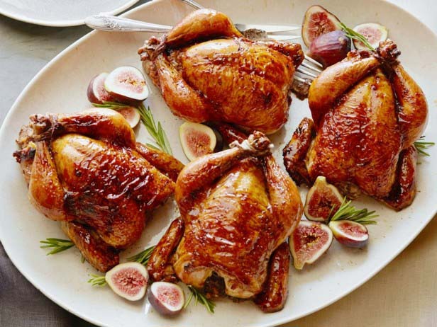 Holiday Hens with Fig Glaze and Cornbread Stuffing #christmas #dinner #decorhomeideas