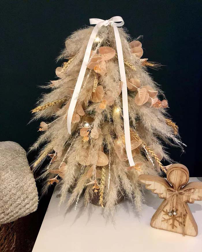 Mini Pampas Grass Christmas Tree