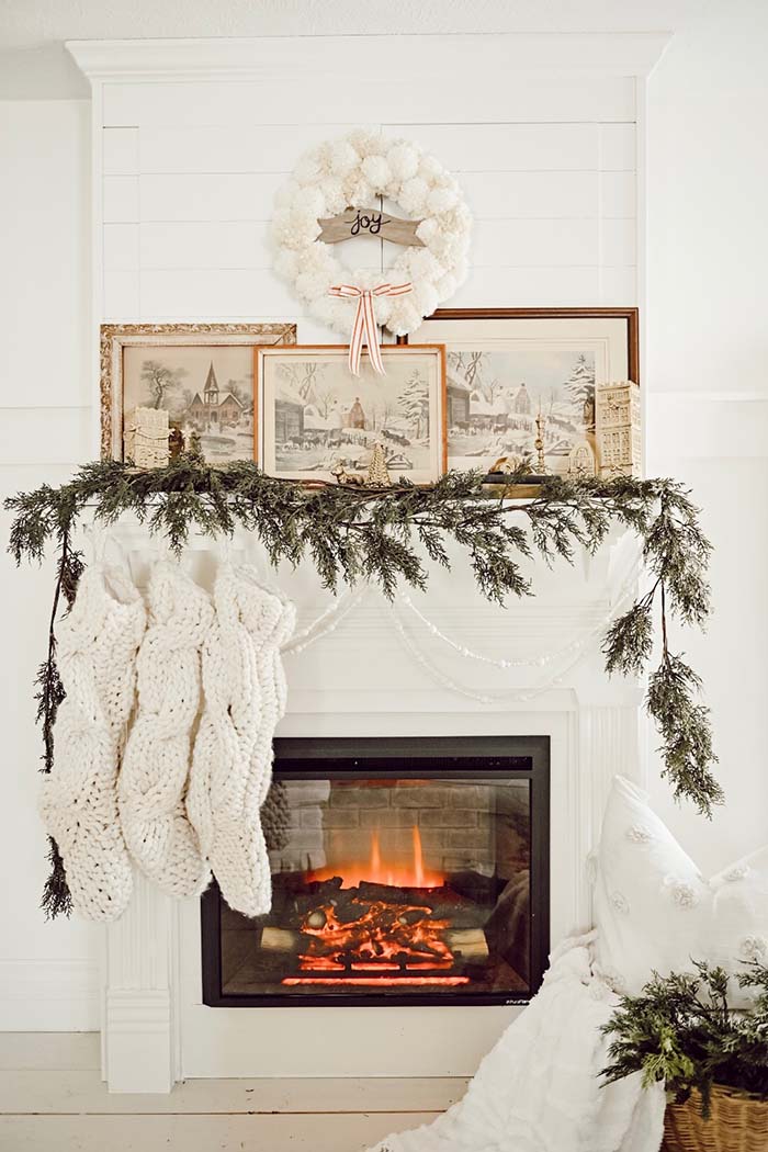 Nostalgic Christmas Mantel