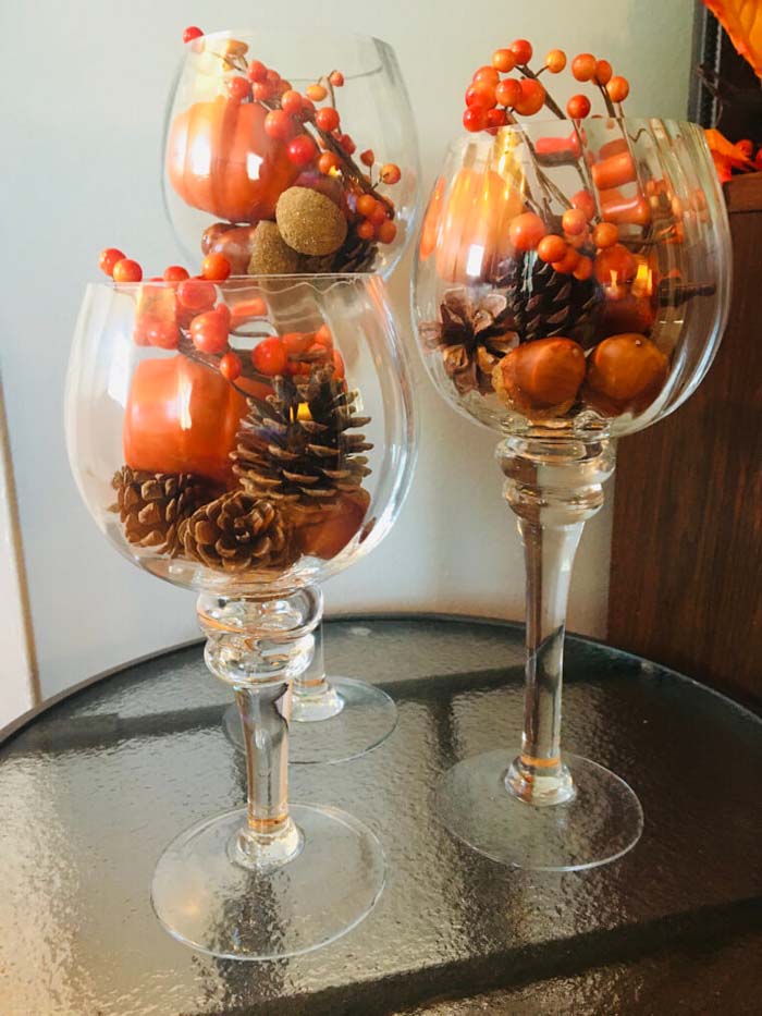 Oversized Wine Glass-Style Candle Holders #thanksgiving #centerpieces #decorhomeideas